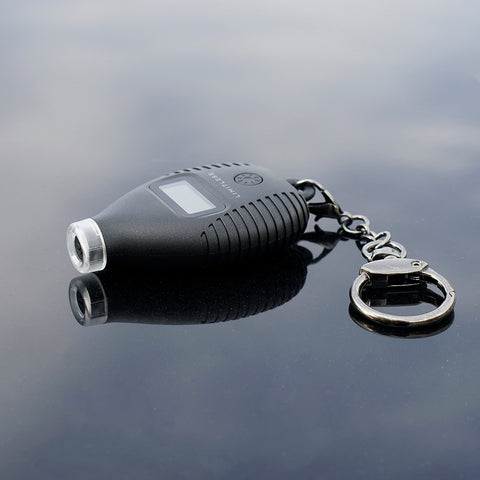 Digital Talking Tire Gauge with Digital Display, Audible PSI Readout & LED Light