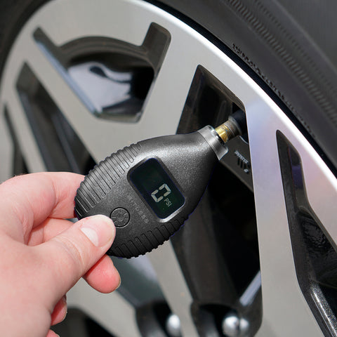 Digital Talking Tire Gauge with Digital Display, Audible PSI Readout & LED Light