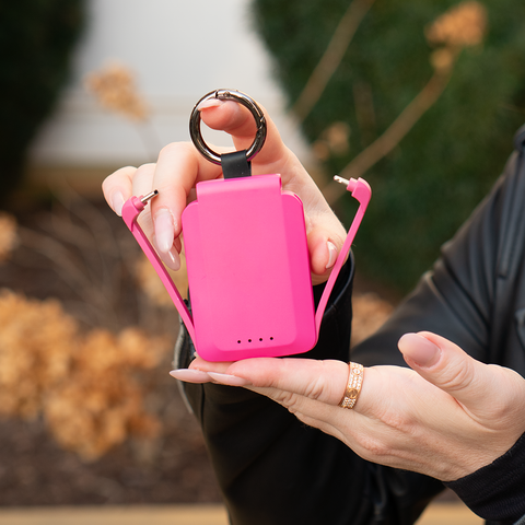 3,000mAh Key Fob Universal Power Bank with Built-In Charging Cables