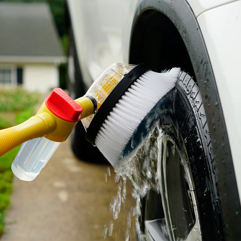Car Wash System with Rotating Brush and Cloth