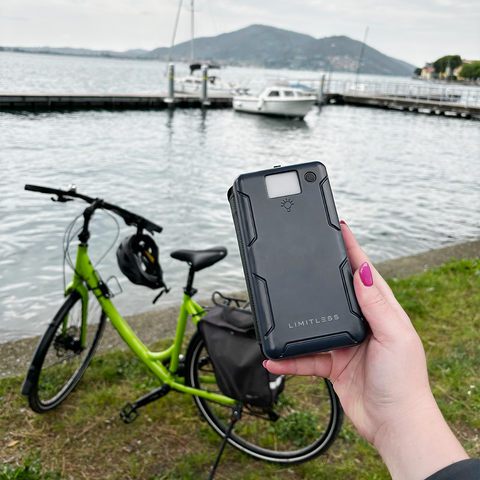 20,000mAh Solar Power Bank with 4x Foldable Solar Panels